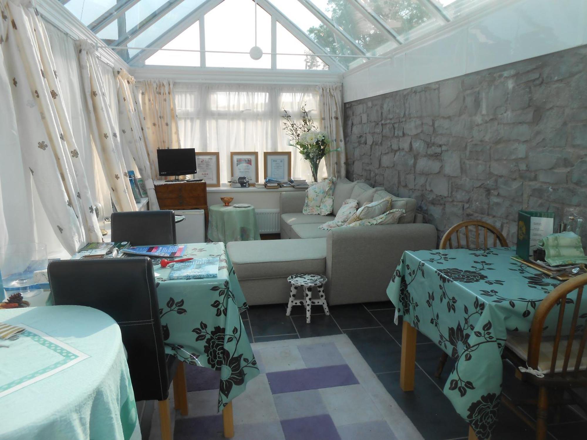 キドウェリー Lletygwilym, Heol Dwr Bed & Breakfast エクステリア 写真